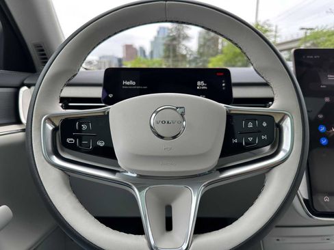 New 2025 Volvo EX90 Plus image 33