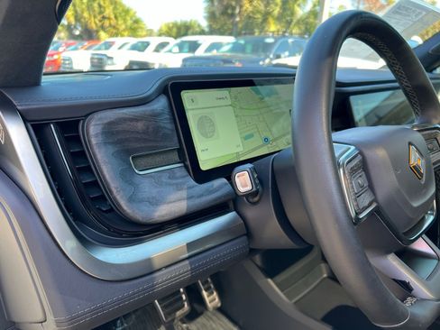 Used 2022 Rivian R1T Adventure image 27