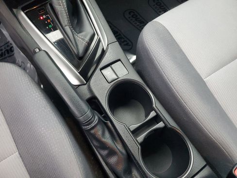 Used 2019 Toyota Corolla L image 21