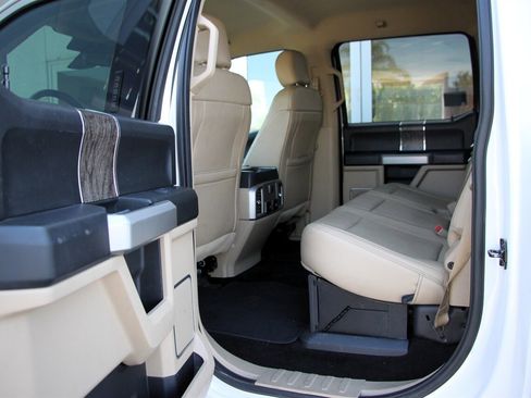 Used 2019 Ford F350 Lariat w/ Lariat Ultimate Package image 15