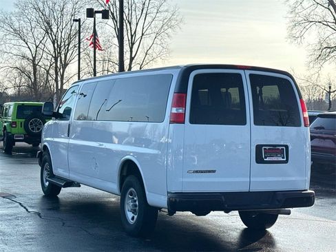 Used 2023 Chevrolet Express 3500 LS image 7