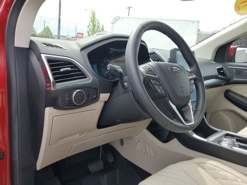 Used 2023 Ford Edge Titanium w/ Class II Trailer Tow Package AWD/4WD image 18