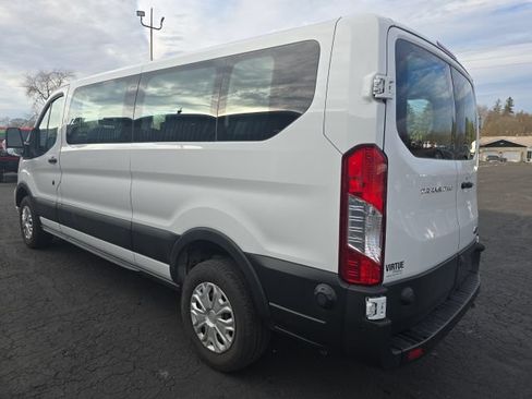 Used 2024 Ford Transit 350 XLT RWD image 5