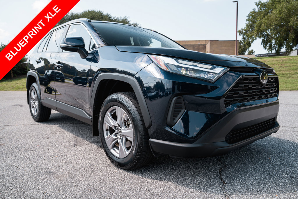 Certified 2025 Toyota RAV4 XLE FWD image 10