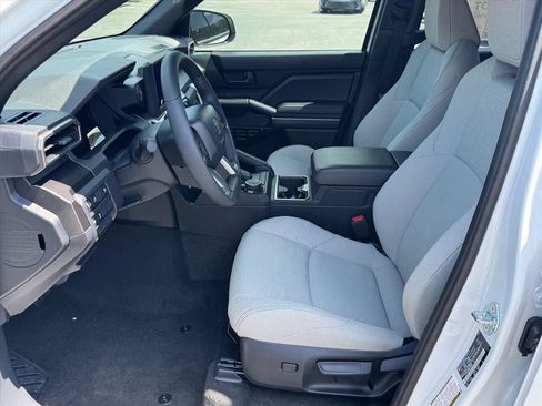 New 2026 Toyota 4Runner SR5 AWD/4WD image 10