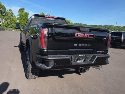 New 2026 GMC Sierra 2500 AT4X AWD/4WD image 7