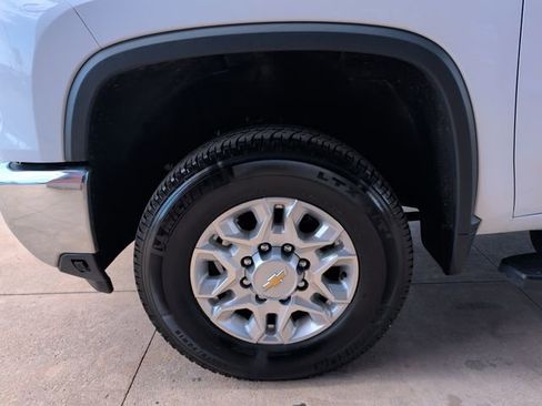 Certified 2025 Chevrolet Silverado 3500 LT w/ All Star Edition AWD/4WD image 28