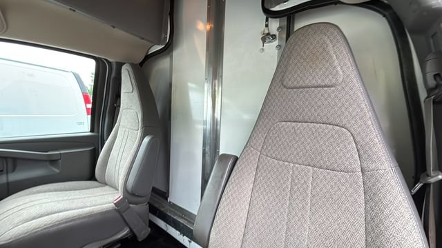 Used 2023 Chevrolet Express 3500 w/ Power Convenience Package RWD image 23