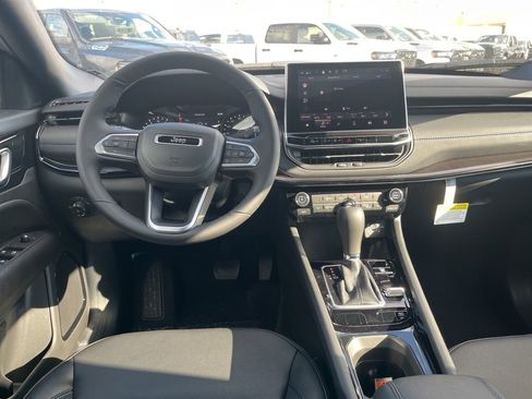 New 2026 Jeep Compass Limited image 17