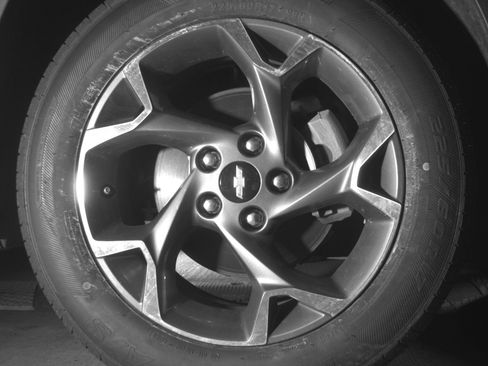 Used 2025 Chevrolet Trax LT image 13