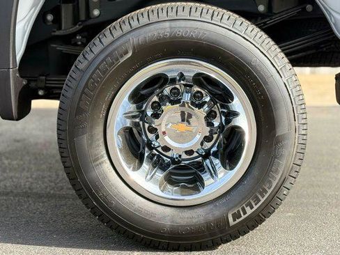 New 2026 Chevrolet Silverado 3500 LT w/ Convenience Package AWD/4WD image 15