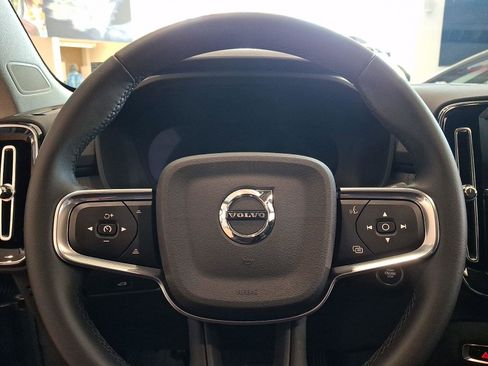 Certified 2026 Volvo XC40 B5 Ultra w/ Protection Package Premier image 12