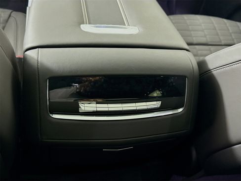 Used 2025 Cadillac Escalade V image 29