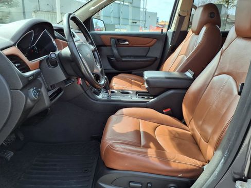 Used 2015 Chevrolet Traverse LT image 15