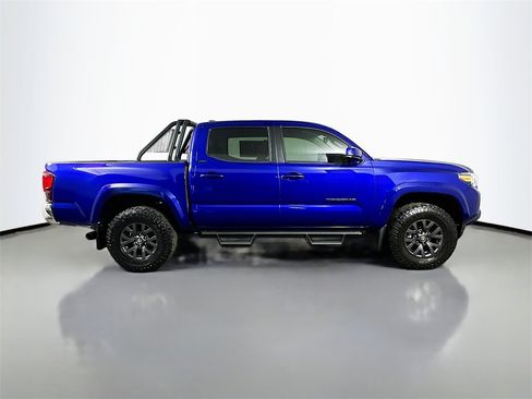 Used 2023 Toyota Tacoma SR5 image 7