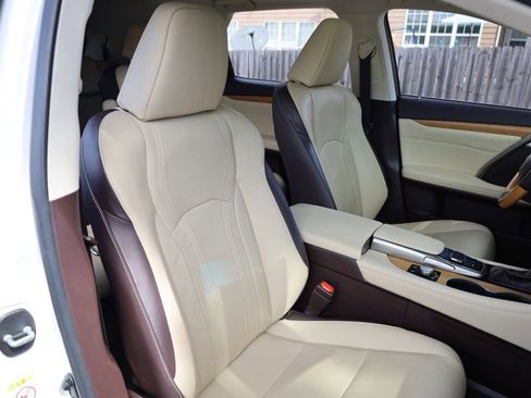 Used 2019 Lexus RX 450hL Luxury image 31