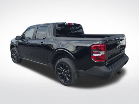Used 2023 Ford Maverick XLT w/ Black Appearance Package FWD image 6