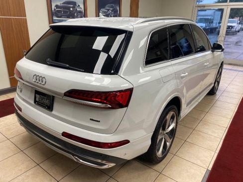 Used 2022 Audi Q7 3.0T Premium Plus AWD/4WD image 4