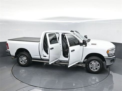 Used 2023 RAM 3500 Tradesman w/ Chrome Appearance Group image 61