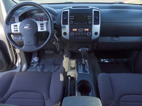 Used 2013 Nissan Frontier SV w/ SV Value Truck Pkg image 12