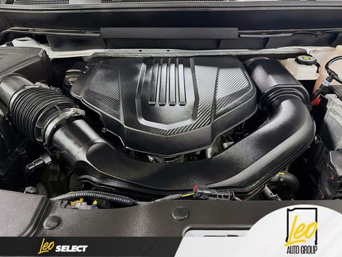 Used 2025 GMC Acadia Elevation image 32