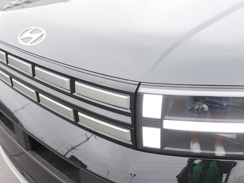 New 2025 Hyundai Santa Fe SE image 11