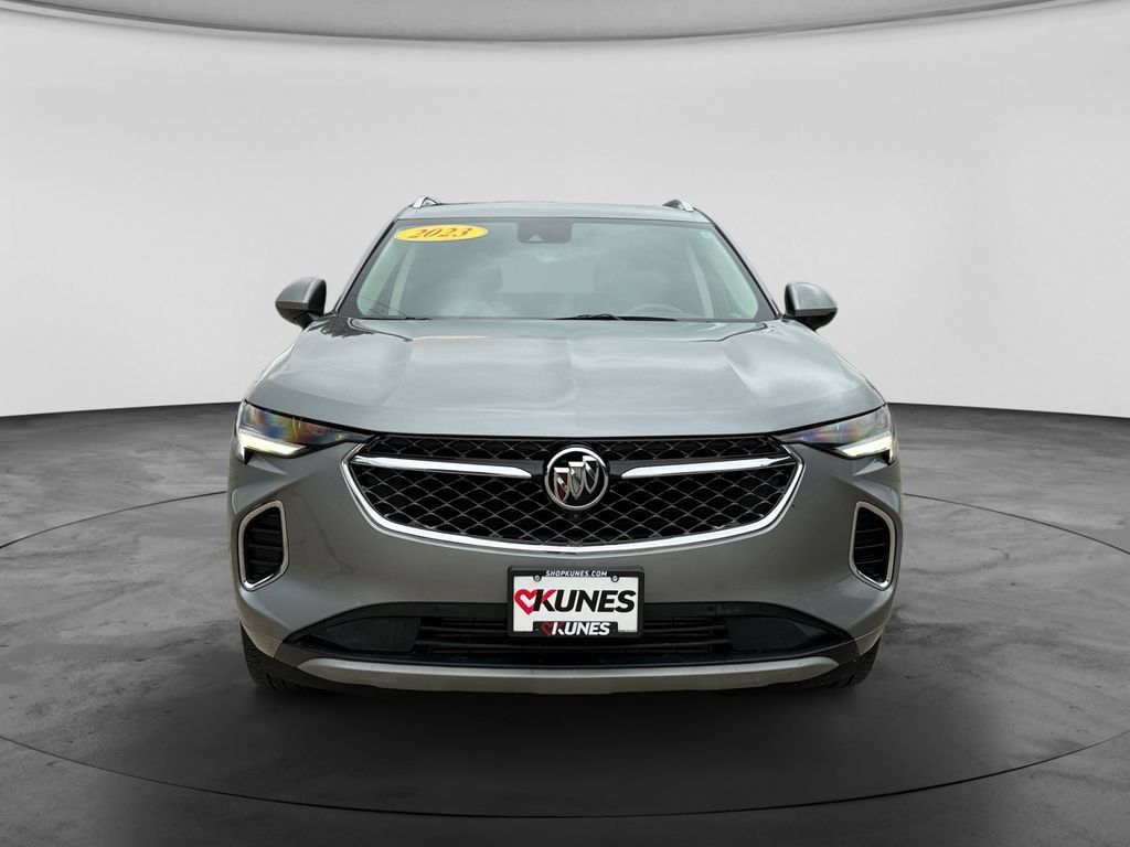 Used 2023 Buick Envision Avenir AWD/4WD image 2