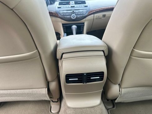 Used 2010 Honda Accord EX-L image 14