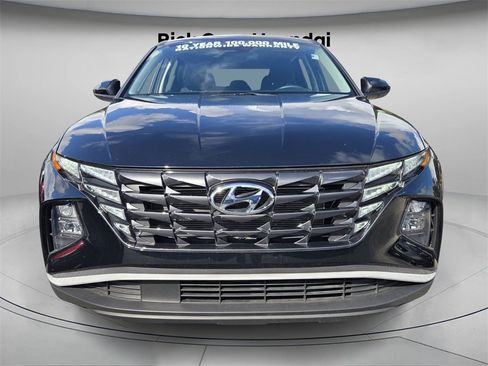 Certified 2023 Hyundai Tucson SE image 5