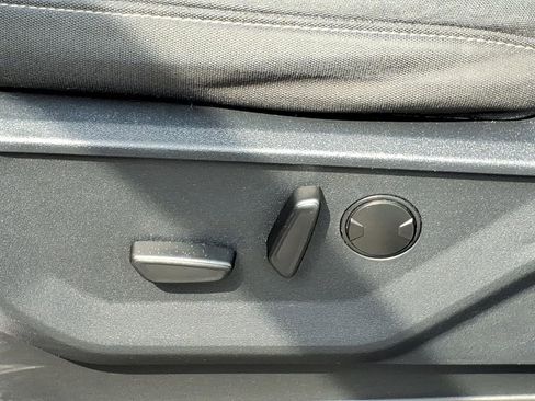 Used 2023 Ford F150 XLT w/ Equipment Group 302A High image 18