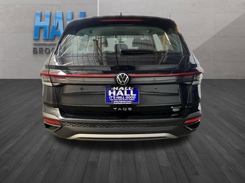 Certified 2025 Volkswagen Taos S image 5