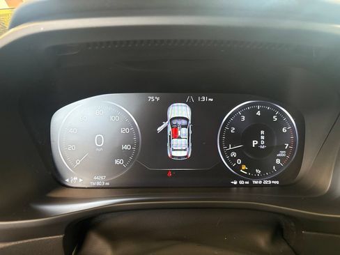 Used 2021 Volvo XC40 T5 Inscription AWD/4WD image 9