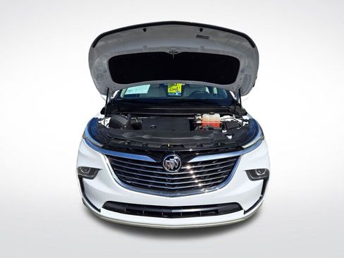 Used 2022 Buick Enclave Essence image 17
