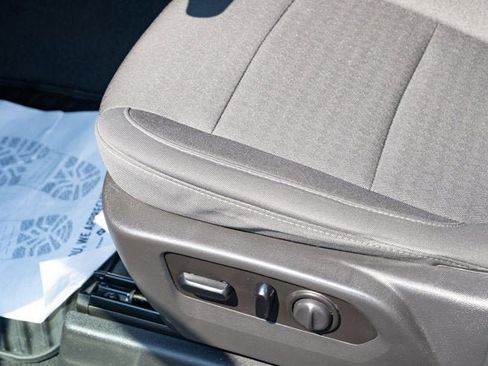 Used 2020 Chevrolet Silverado 1500 LT w/ All-Star Edition image 26