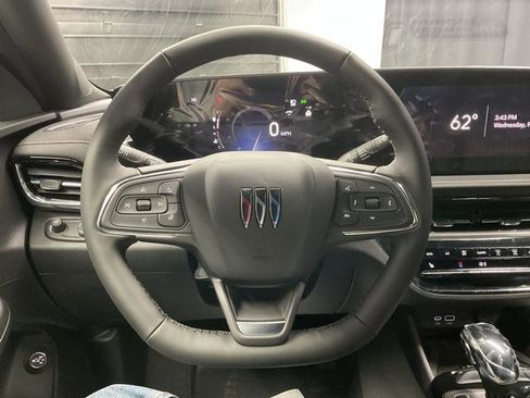 New 2026 Buick Envista Avenir image 17