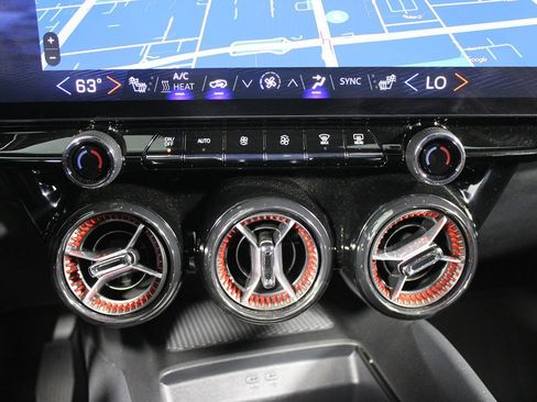 Used 2024 Chevrolet Blazer EV RS RWD image 17