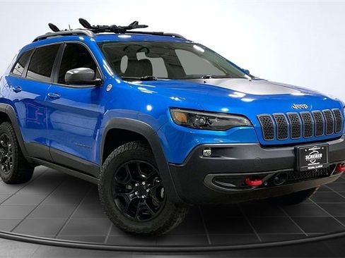Used 2021 Jeep Cherokee Trailhawk w/ Comfort/Convenience Group image 12