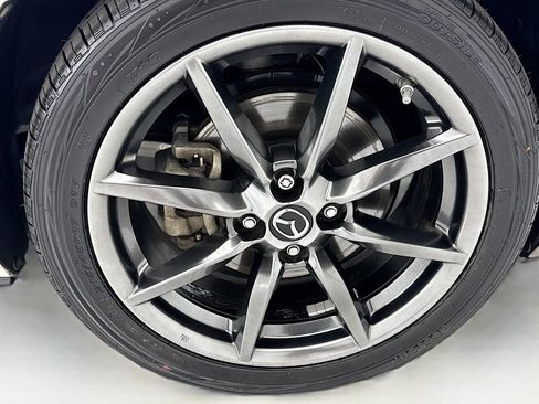 Used 2019 MAZDA MX-5 Miata Grand Touring w/ GT-S Package RWD image 28