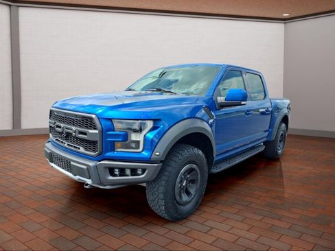 Used 2018 Ford F150 Raptor w/ Equipment Group 802A Luxury AWD/4WD image 4