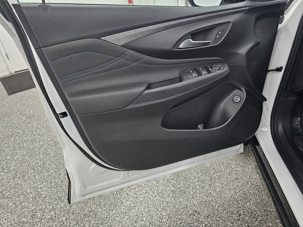 New 2026 Buick Envista Sport Touring w/ Convenience I Package FWD image 14