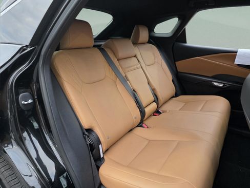 Certified 2025 Lexus RX 350 FWD image 23