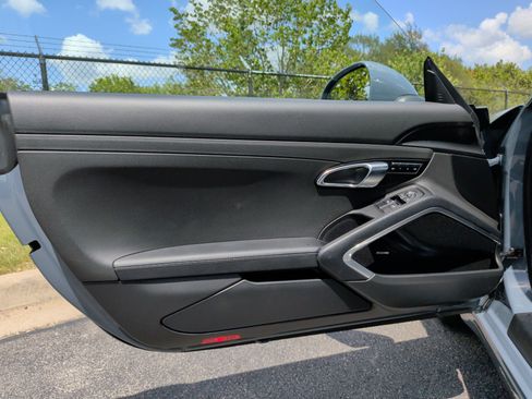 Used 2017 Porsche 911 Carrera S RWD image 27