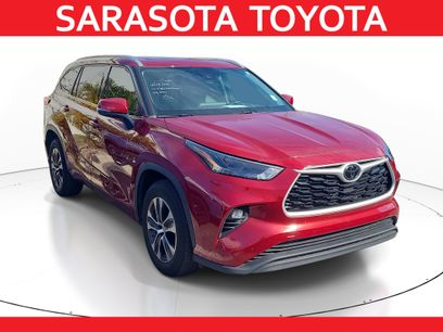 Used 2022 Toyota Highlander XLE