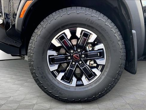 Used 2023 Nissan Frontier PRO-4X w/ Pro Convenience Package image 21