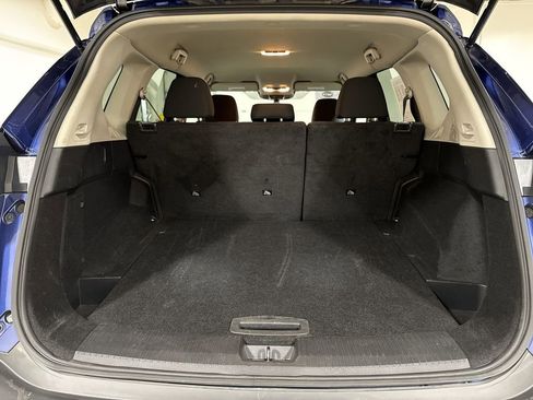 Used 2023 Nissan Rogue S image 23