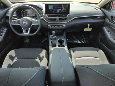 New 2026 Nissan Altima 2.5 SV w/ SV Special Edition Package FWD image 10