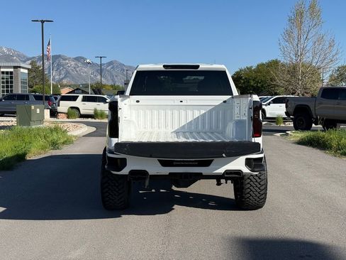 Used 2023 Chevrolet Silverado 1500 RST w/ Z71 Off-Road Package AWD/4WD image 12