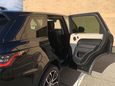 Used 2022 Land Rover Range Rover Sport HSE Silver Edition image 16