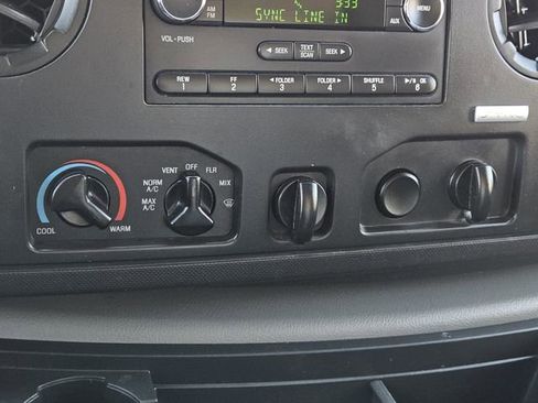 Used 2019 Ford E-350 and Econoline 350 Super Duty w/ Power Windows & Locks Group image 16