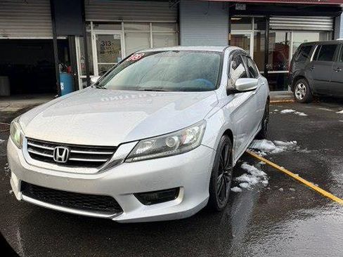 Used 2013 Honda Accord LX image 3